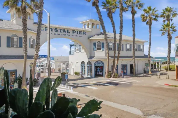 4465 Ocean #4, San Diego, CA 92109