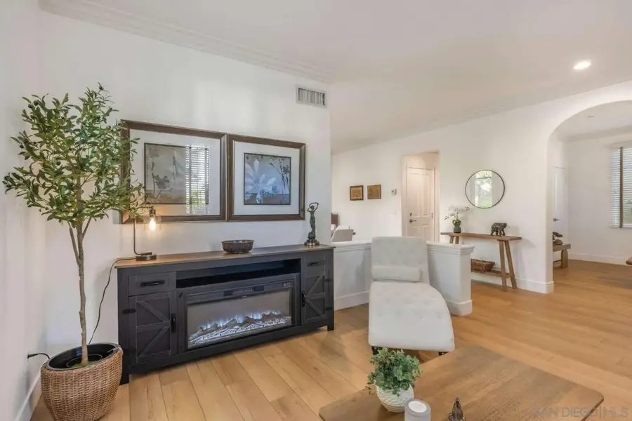 86 Canyoncrest, Irvine, CA 92603 - #3