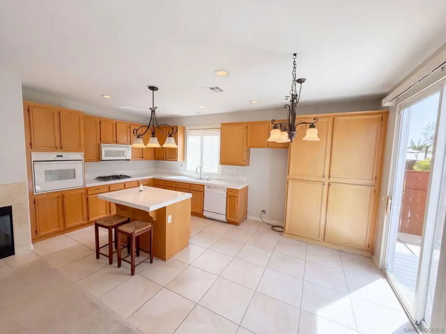 595 Dundee, San Marcos, CA 92069 - #2