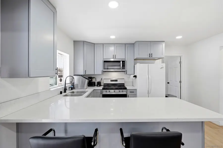 23 E 1st St, National City, CA 91950 - #3