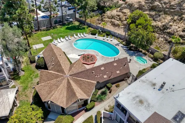 3852 Basilone St, San Diego, CA 92110