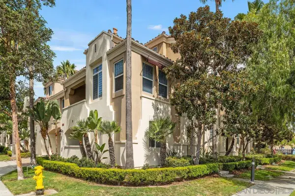 2710 E Evans Rd #2, San Diego, CA 92106