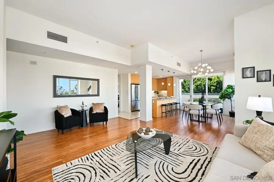 845 Fort Stockton Dr. #303, San Diego, CA 92103 - #2