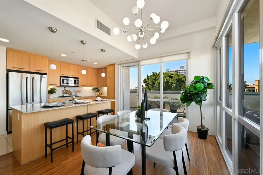 845 Fort Stockton Dr. #303, San Diego, CA 92103 - #3