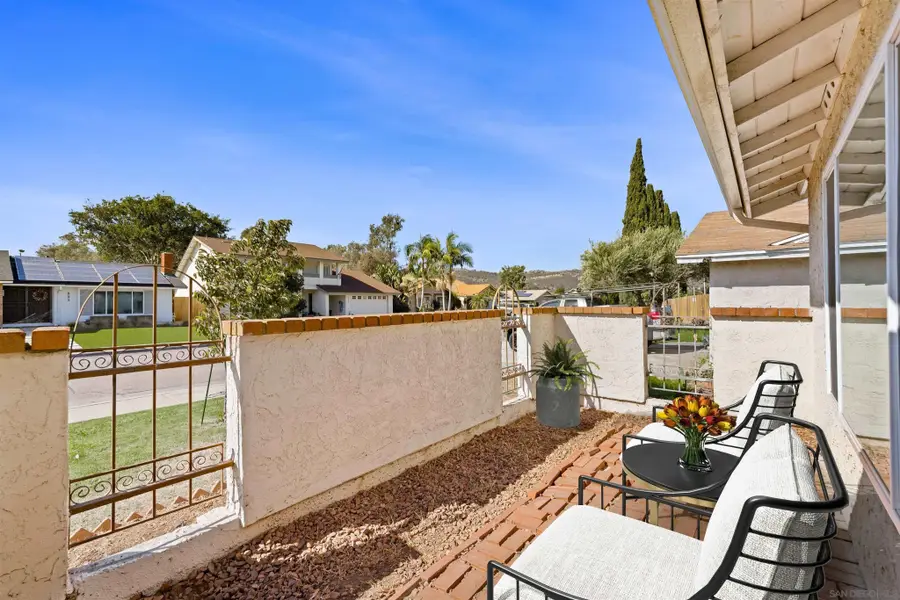 521 Shadow Hills, San Marcos, CA 92069 - #2