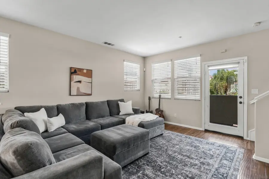 710 Paradise Way, National City, CA 91950 - #2