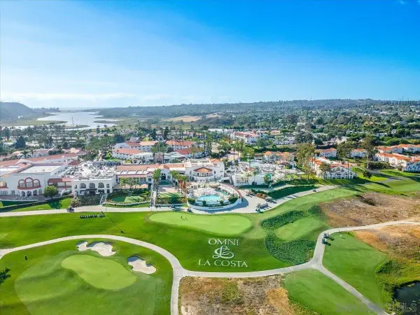 2431 La Costa Avenue #B, Carlsbad, CA 92009