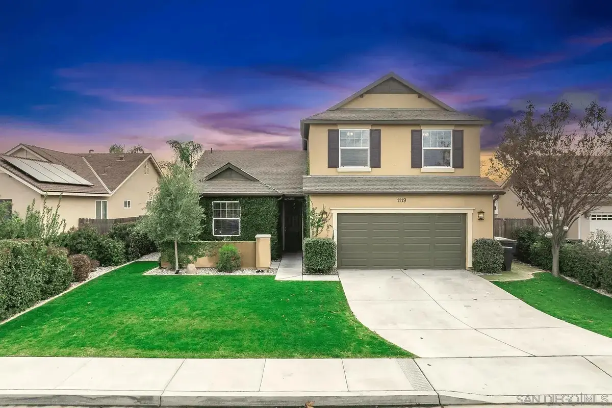 1119 W Muir Way, Hanford, CA 93230 - #1