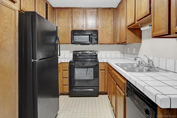 4262 Parks Ave #205, La Mesa, CA 91941