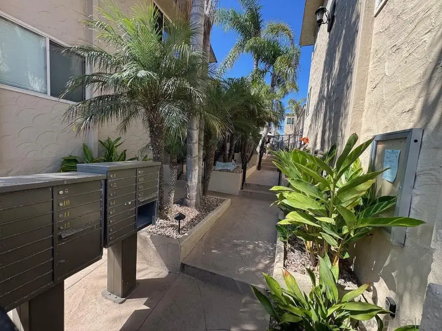 5075 Narragansett Avenue #206, San Diego, CA 92107 - #3