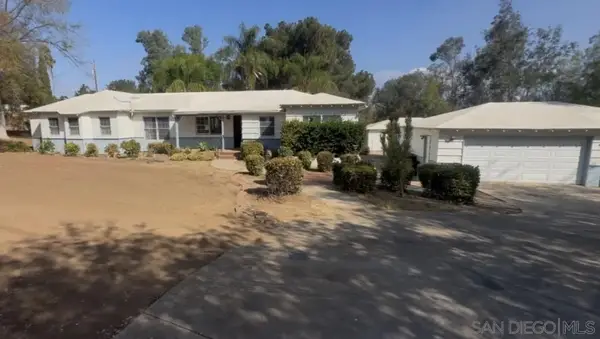 2702 Mountain View Dr, Escondido, CA 92027