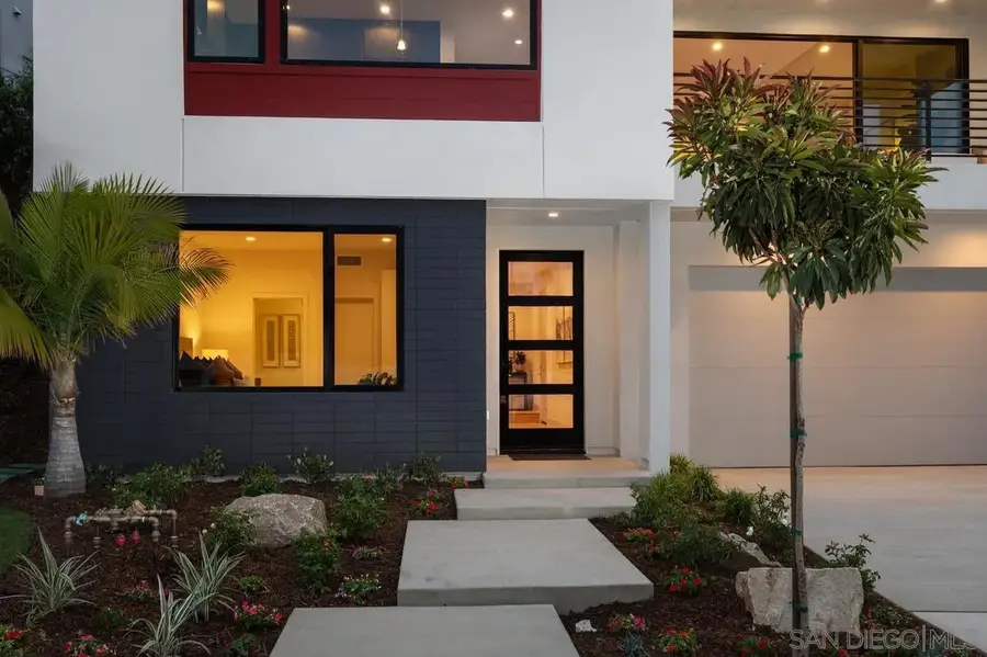 4841 Academy St, San Diego, CA 92109 - #2