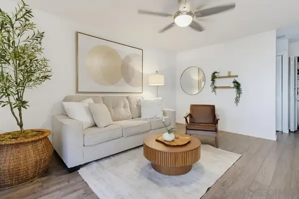 5442 Adobe Falls #5, San Diego, CA 92120