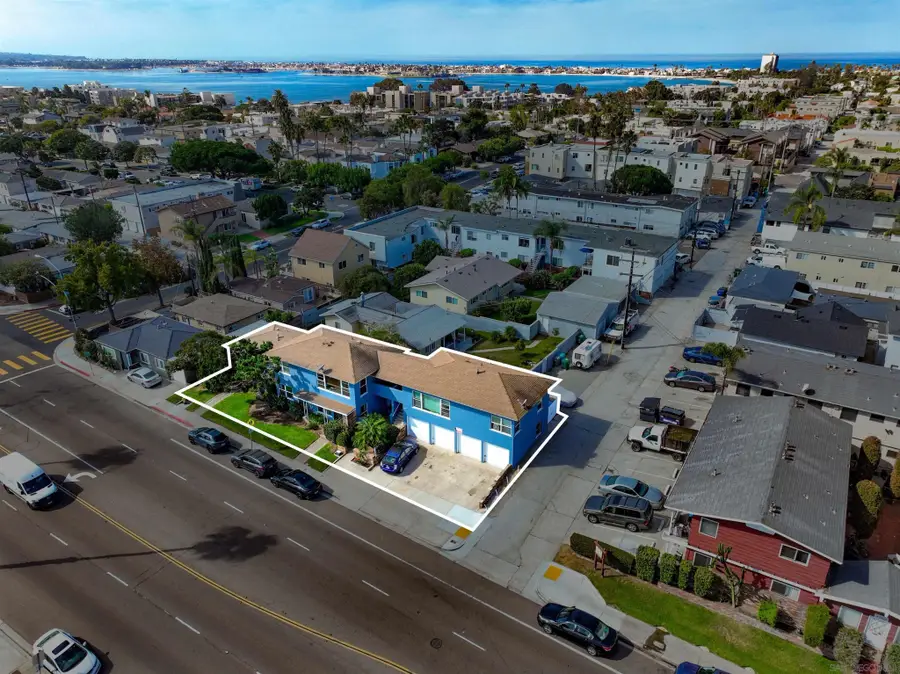 4104-12 Ingraham St., San Diego, CA 92109 - #3