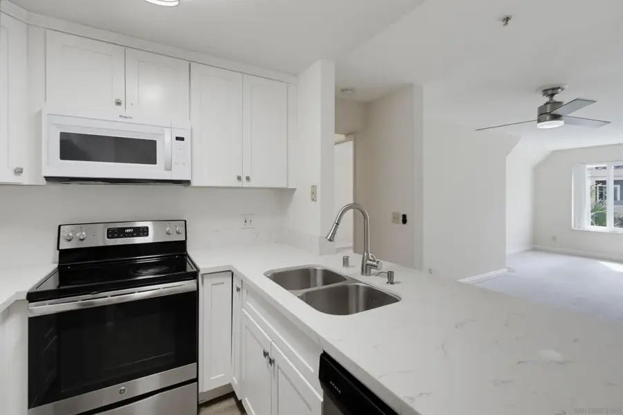 3550 Lebon Dr #6306, San Diego, CA 92122 - #3