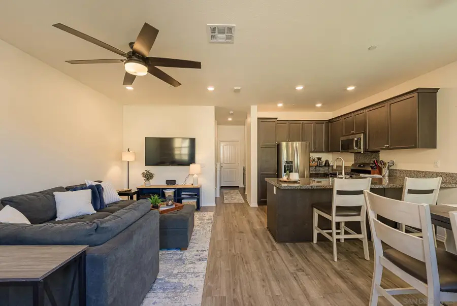 41973 Rondo St #1203, Murrieta, CA 92562 - #2