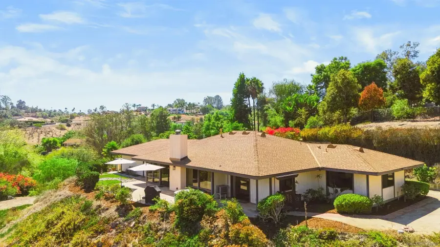 1359 Knoll Park Lane, Fallbrook, CA 92028 - #2