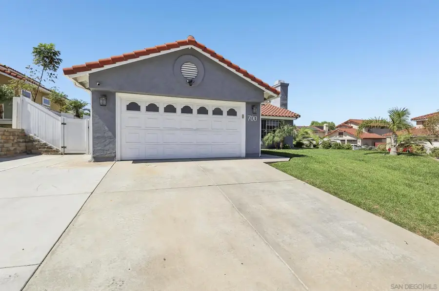 700 Baylor Ave, Bonita, CA 91902 - #2