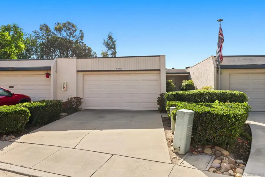6907 Caminito Entrada, San Diego, CA 92119 - #2