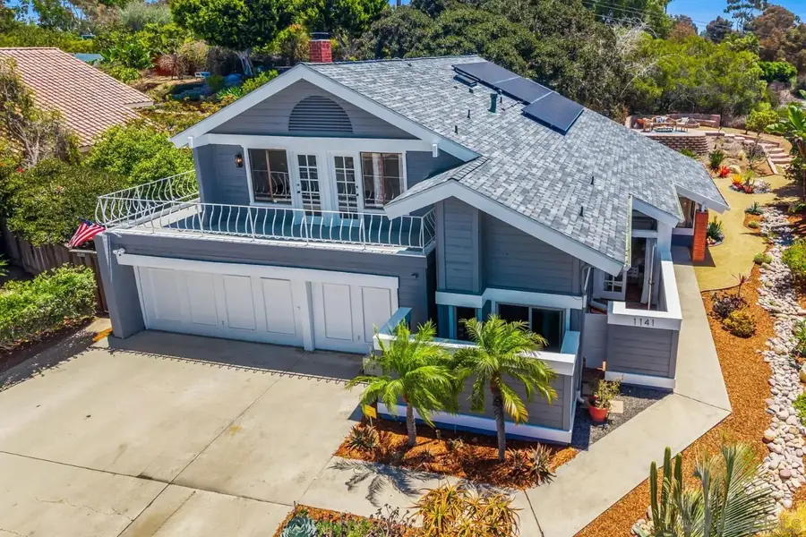 1141 Cerro Largo Dr, Solana Beach, CA 92075 - #2