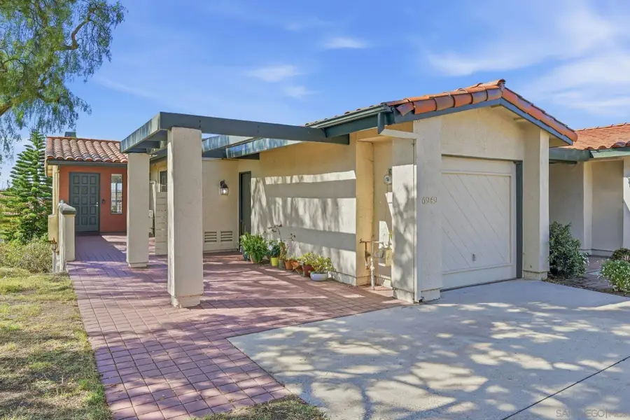 6949 Camino Revueltos, San Diego, CA 92111 - #3