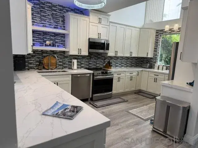 121 Via Coronado, Rancho Santa Fe, CA 92067 - #3