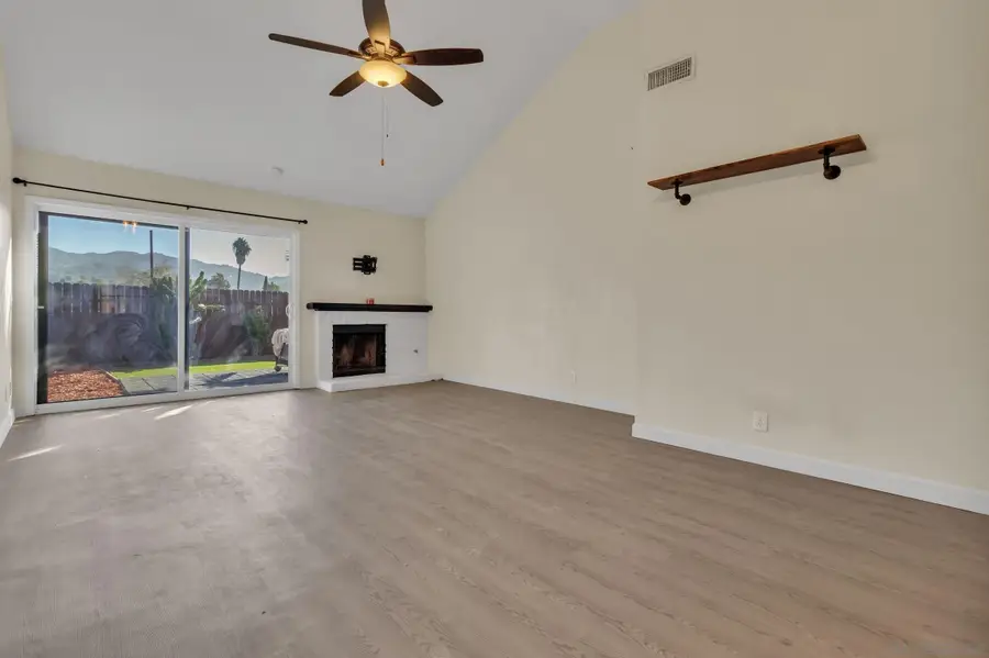 422 Devonshire Gln, Escondido, CA 92027 - #2
