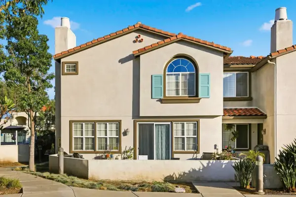 293 Reef Point Way #5, Oceanside, CA 92058