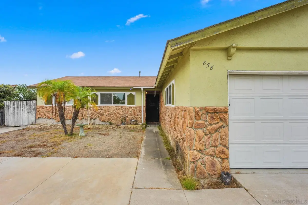 656 Flora Dr, Oceanside, CA 92057 - #1