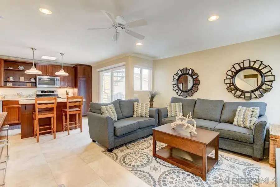 721-723 Ensenada Ct., San Diego, CA 92109 - #3