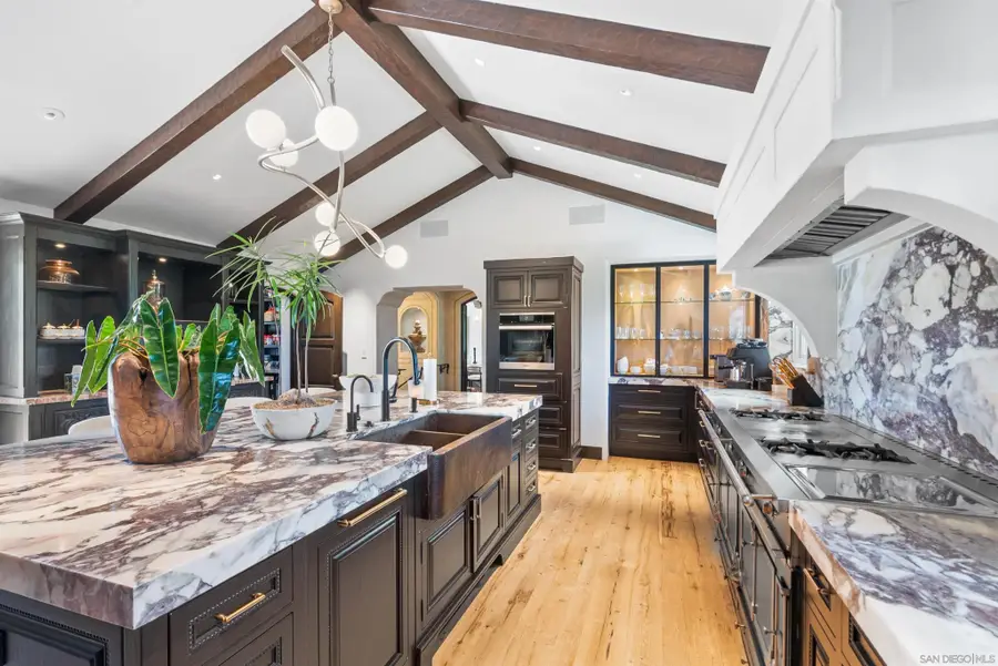 1127 F Ave, Coronado, CA 92118 - #2