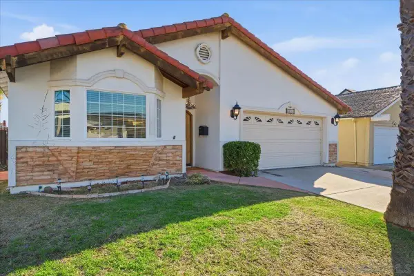 8611 Ara Pl, San Diego, CA 92126