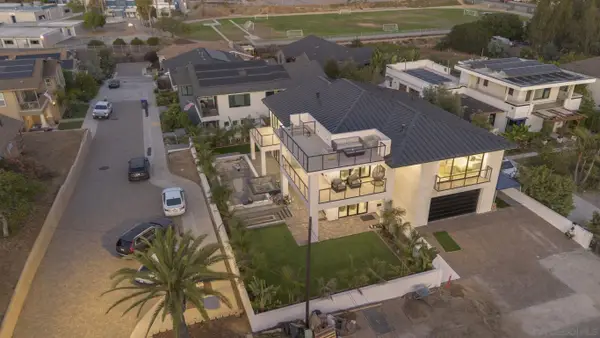 3794 Highland, Carlsbad, CA 92008