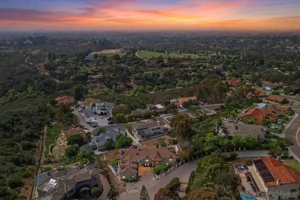 344 Surrey Drive, Bonita, CA 91902