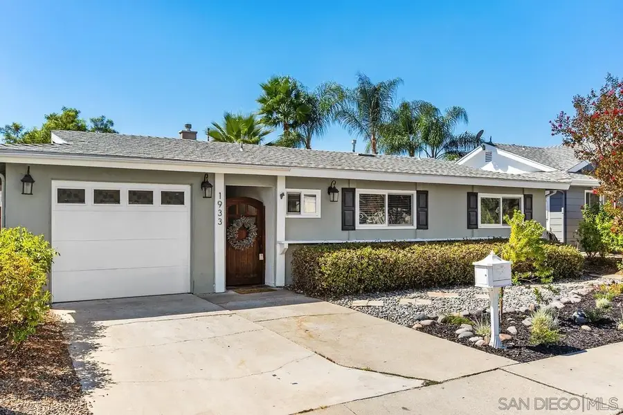 1933 Golden Circle, Escondido, CA 92026 - #2