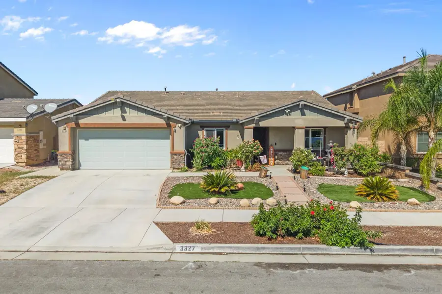 3327 Lansing St, Hemet, CA 92543 - #2