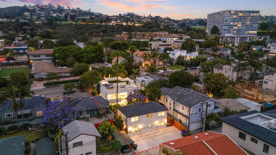 7372-7376 Fay Ave, La Jolla, CA 92037 - #2