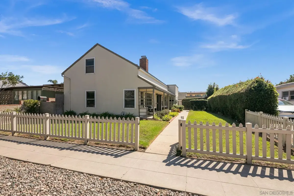 827-829 Law, San Diego, CA 92109 - #1