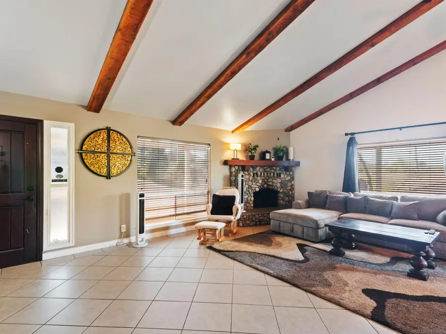 749 De Luz, Fallbrook, CA 92028 - #3