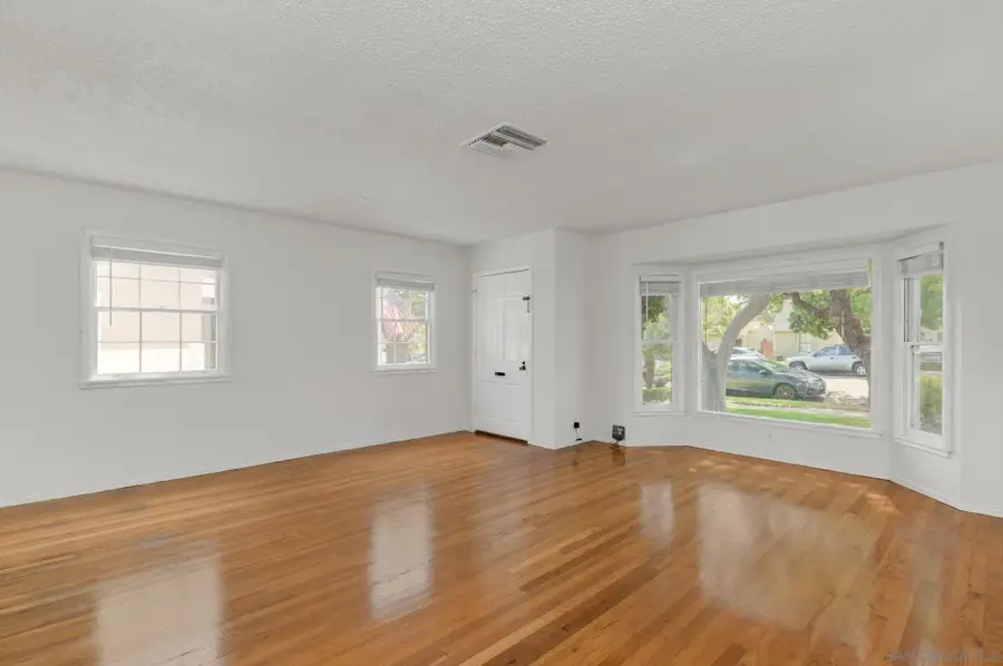 242 G, Coronado, CA 92118 - #3