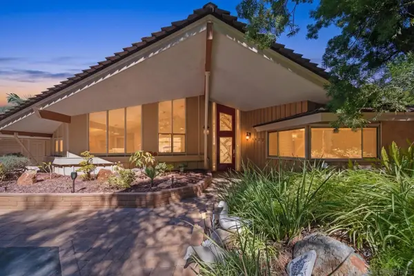 9620 Alto Dr, La Mesa, CA 91941