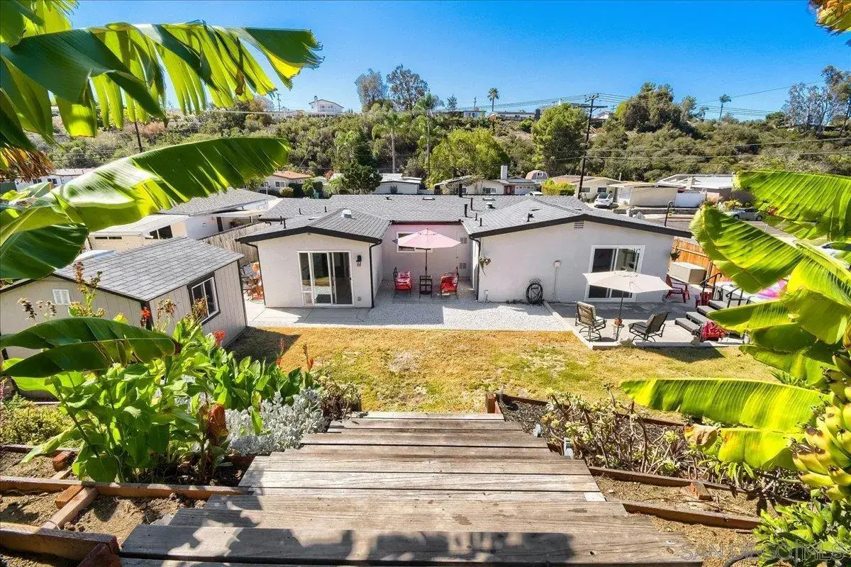 4902 Chateau Drive, San Diego, CA 92117 - #1