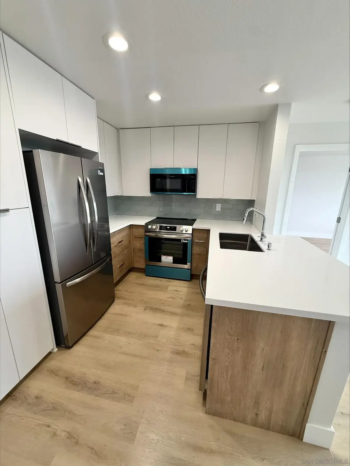 3020 Cowley Way #207, San Diego, CA 92117 - #1
