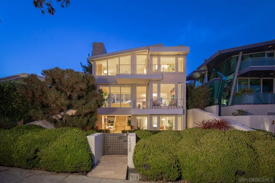 1528 Glorietta Blvd, Coronado, CA 92118 - #3