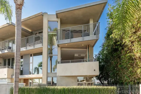 1064 Anchorage Lane, San Diego, CA 92106