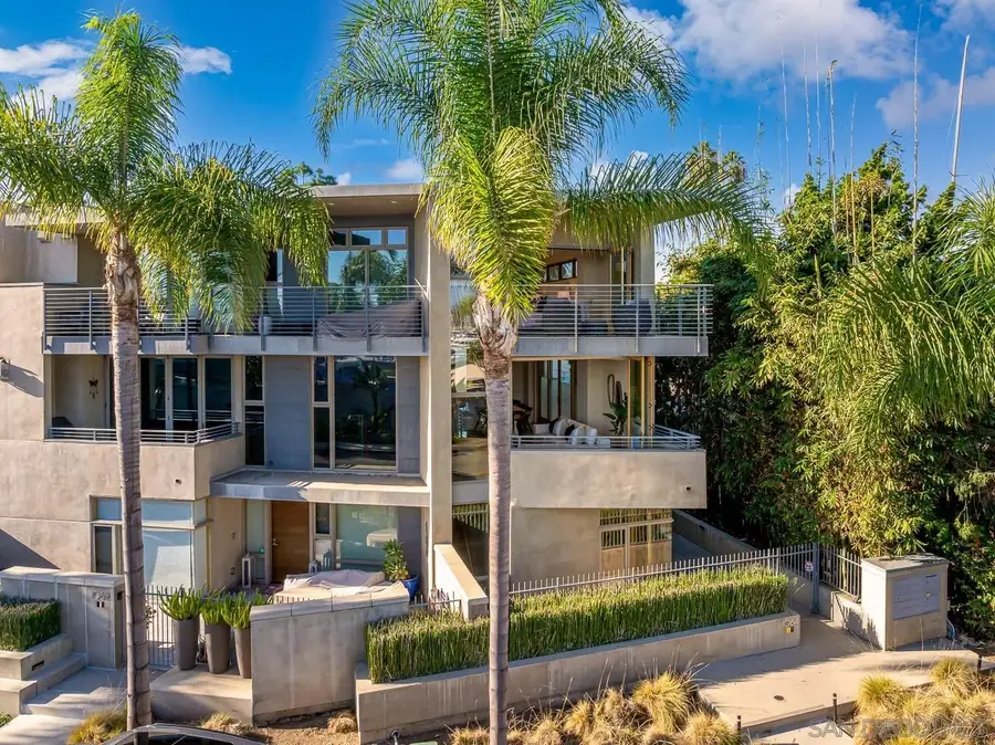 1064 Anchorage Lane, San Diego, CA 92106 - #2