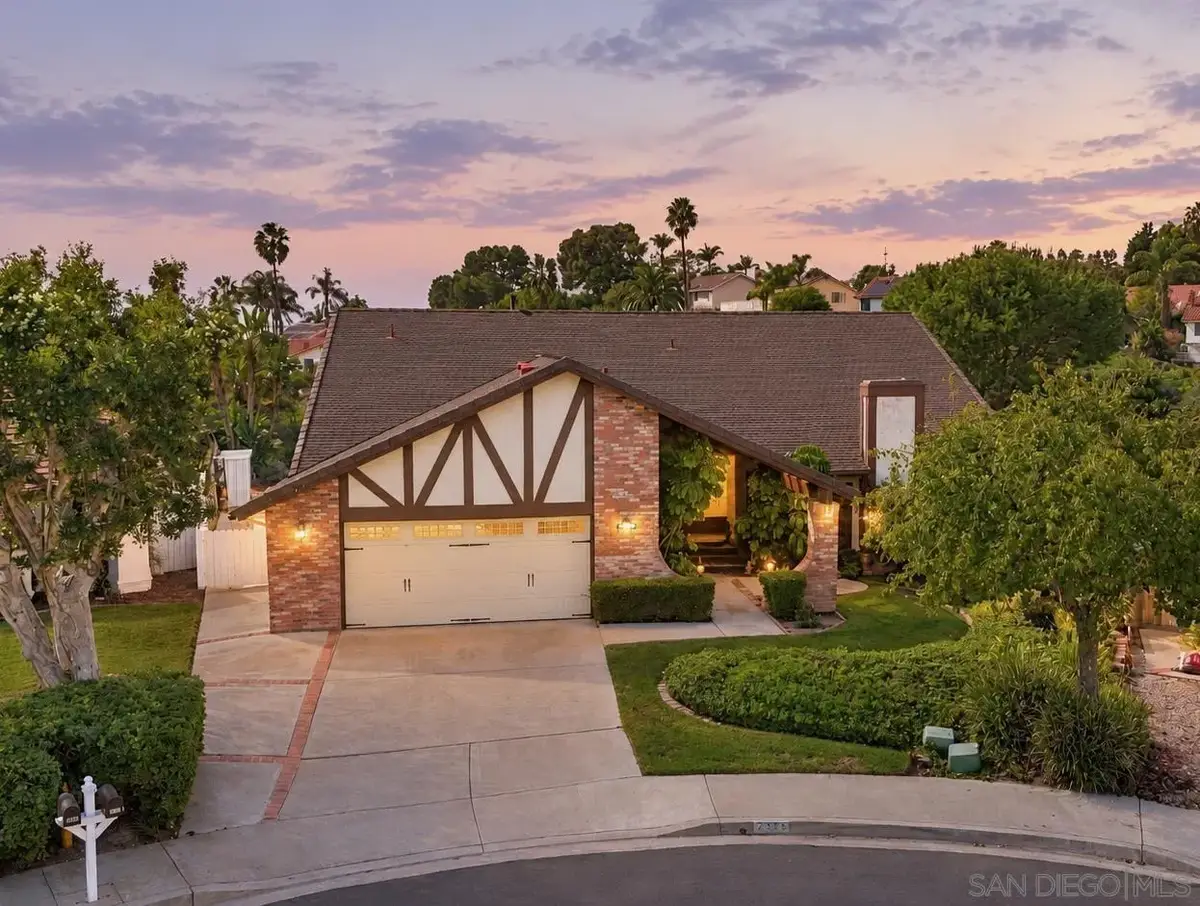 2365 Carriage Cir, Oceanside, CA 92056 - #1