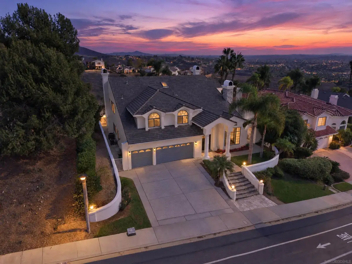 7026 El Fuerte, Carlsbad, CA 92009 - #1