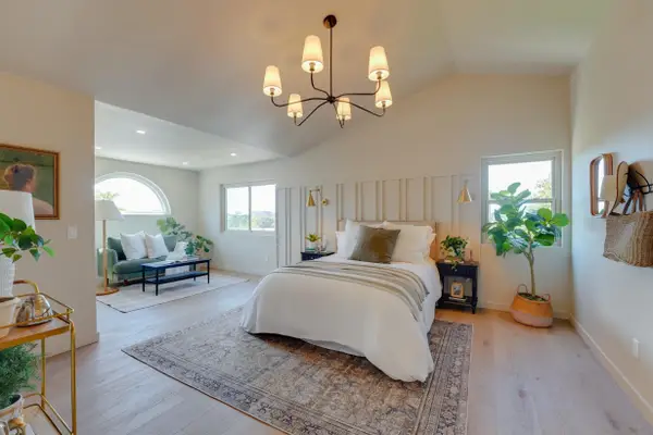 16022 Sun Summit Point, San Diego, CA 92127