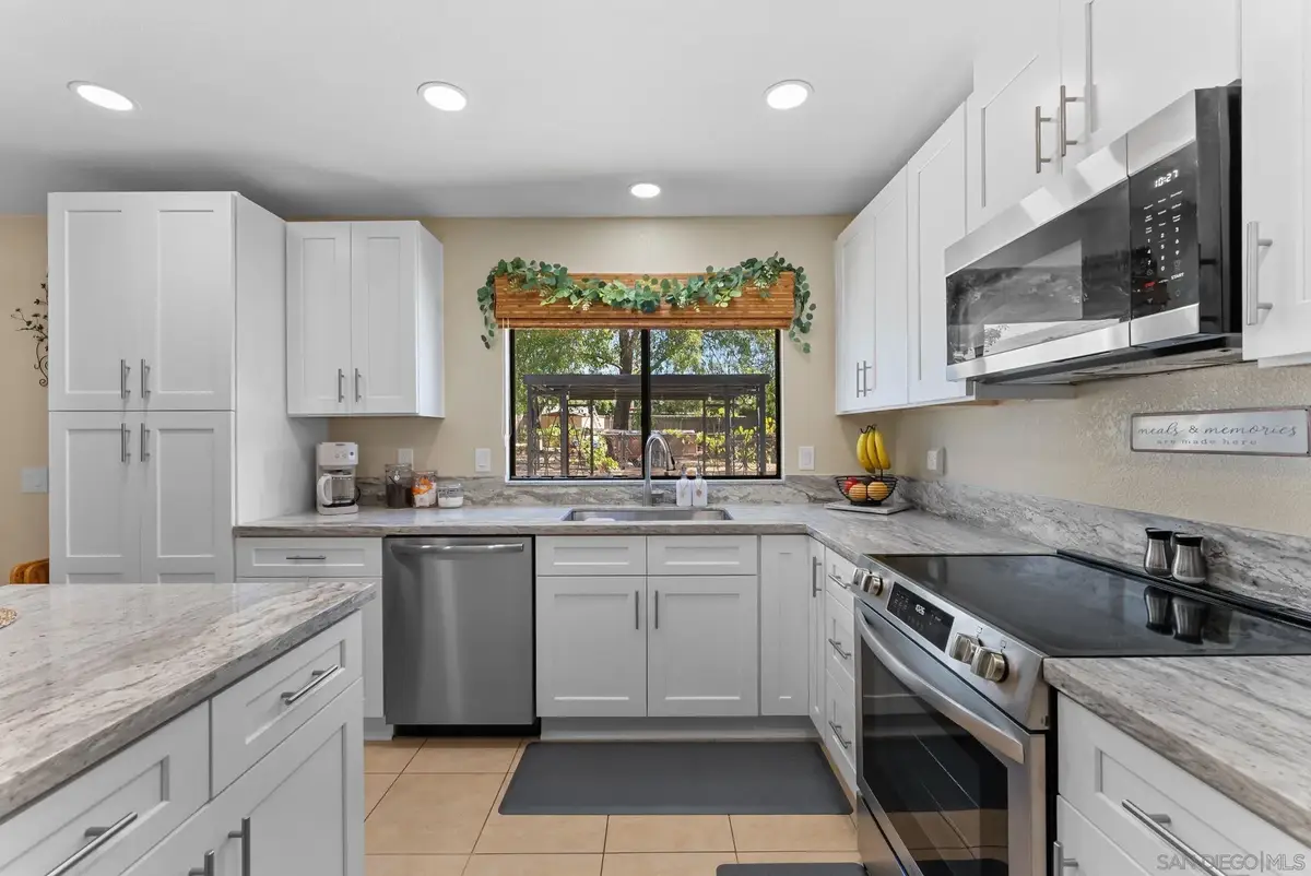 16333 Bassett Ct., Ramona, CA 92065 - #1